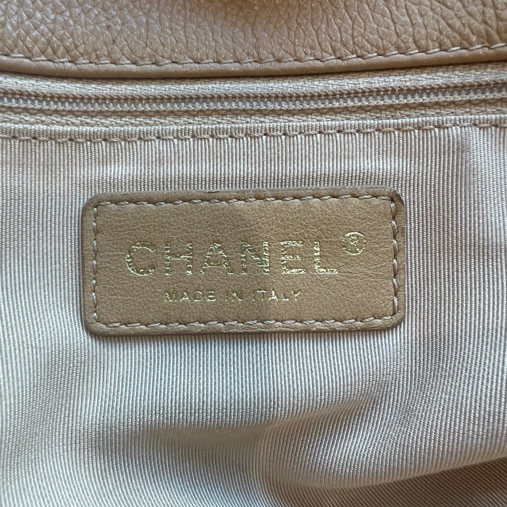Reserved- Vintage CHANEL Cerf Exec Tote Bag 24k Gold work bag - Picture 10 of 17